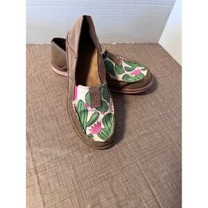 Ariat Cactus Print Slip On Casual Loafers Shoes Pink Trim - Size (See Pics)